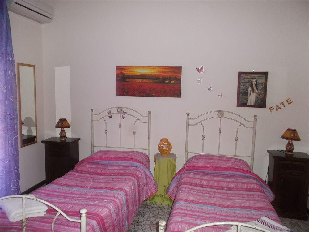 Bed and Breakfast A Casa Di Marco Catania Exterior foto