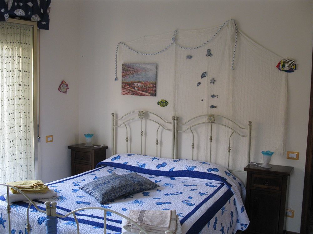 Bed and Breakfast A Casa Di Marco Catania Exterior foto