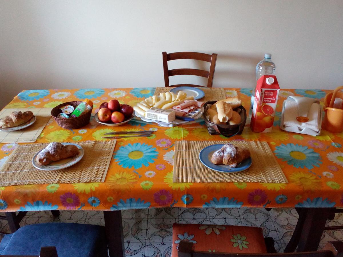 Bed and Breakfast A Casa Di Marco Catania Exterior foto