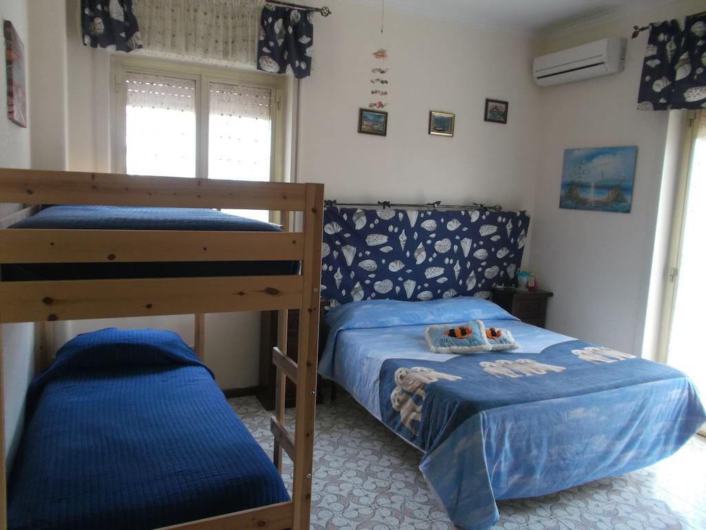 Bed and Breakfast A Casa Di Marco Catania Zimmer foto