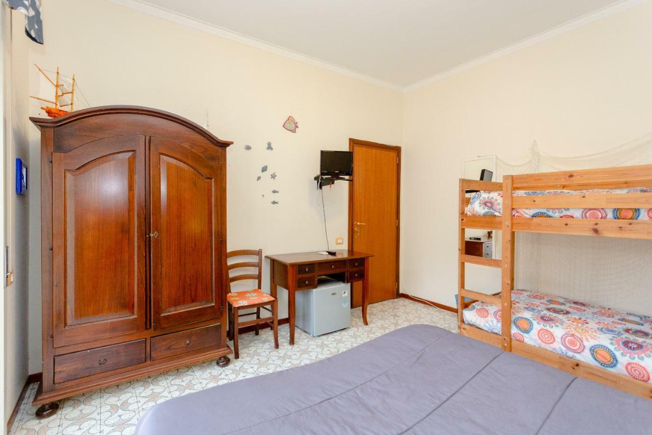 Bed and Breakfast A Casa Di Marco Catania Exterior foto