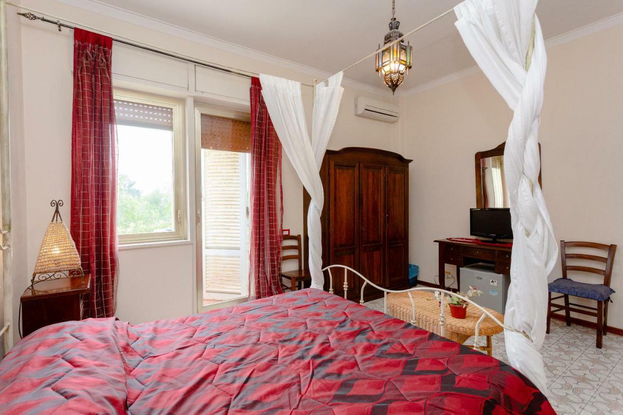 Bed and Breakfast A Casa Di Marco Catania Exterior foto