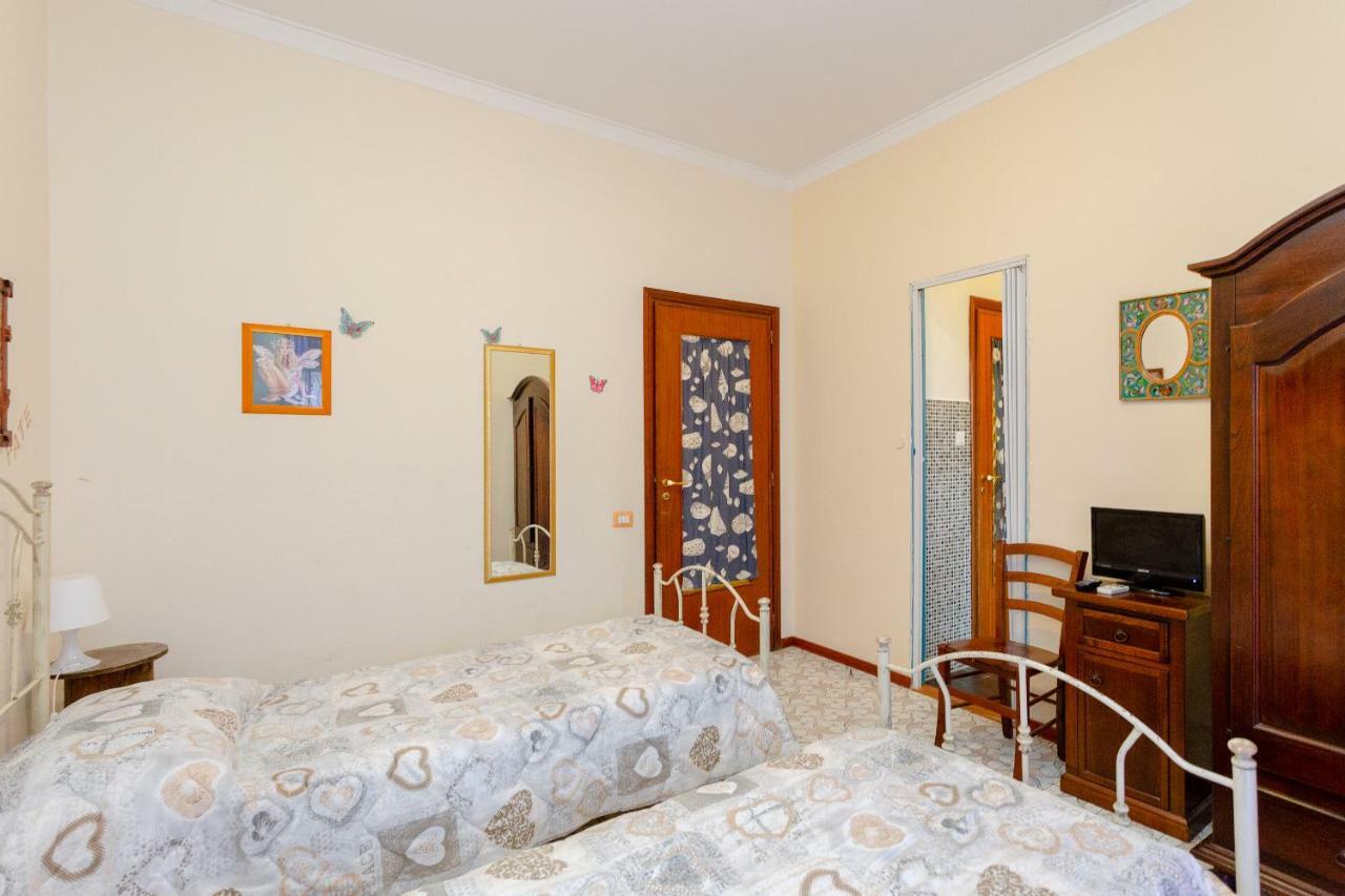 Bed and Breakfast A Casa Di Marco Catania Exterior foto